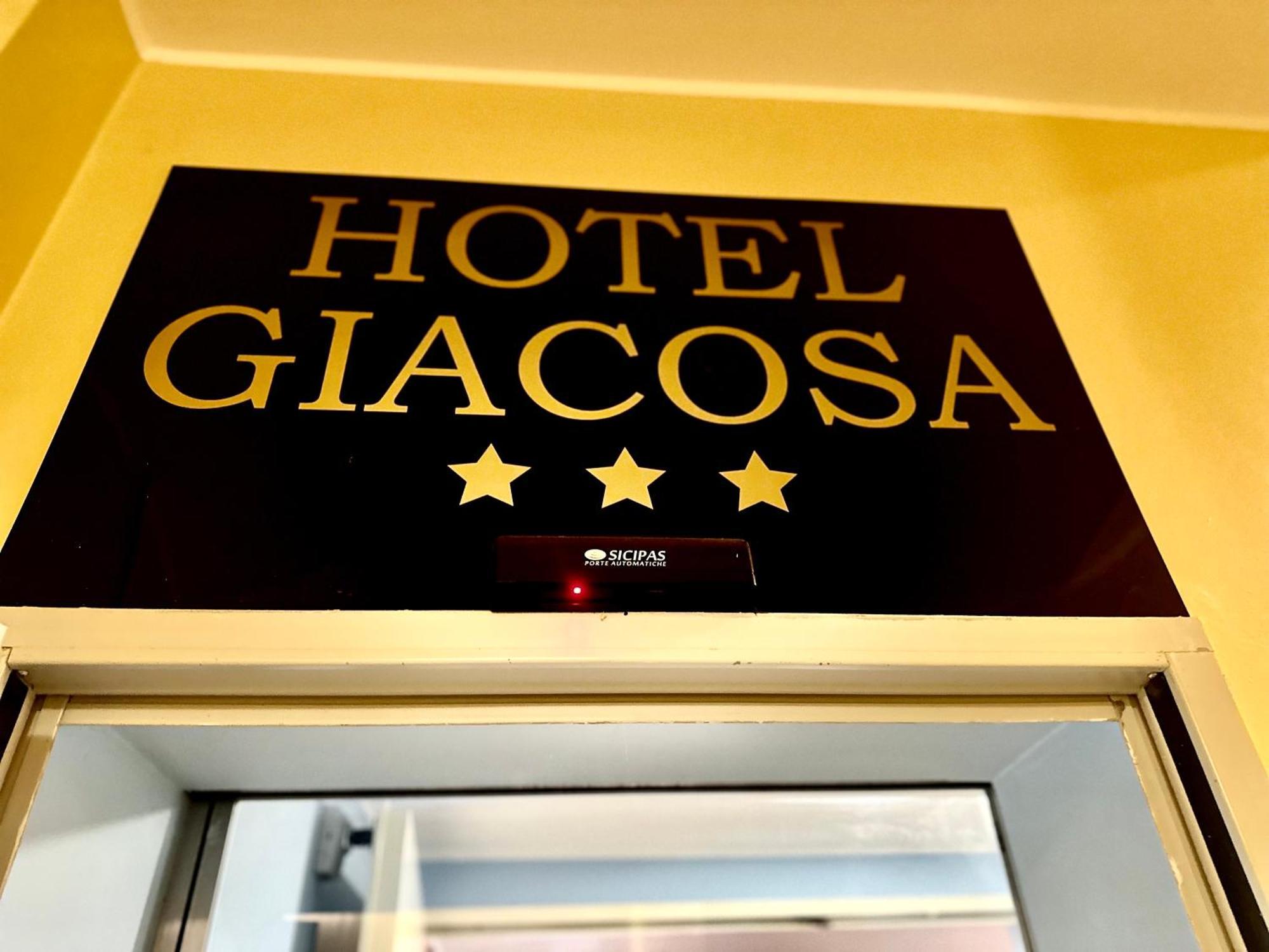Hotel Giacosa 밀라노 외부 사진